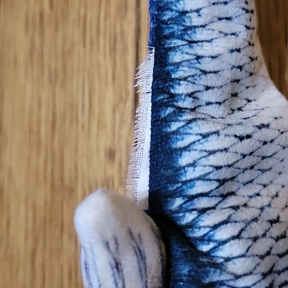 Ontel Flippity Fish Interactive Cat Toy - Picture 5 of 5